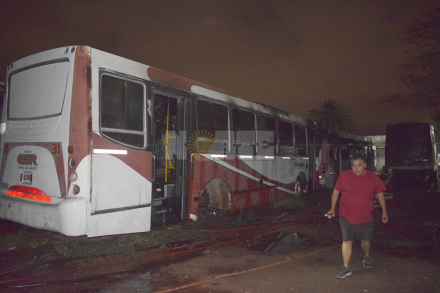 colectivos incendiados1.JPG