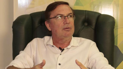 "La obra pública está parada hace tres meses y no por lo que diga Milei"
