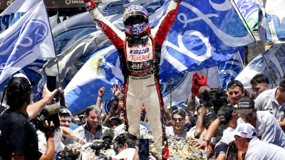 Mariano Werner volvió a pintar el número "1" en su Ford