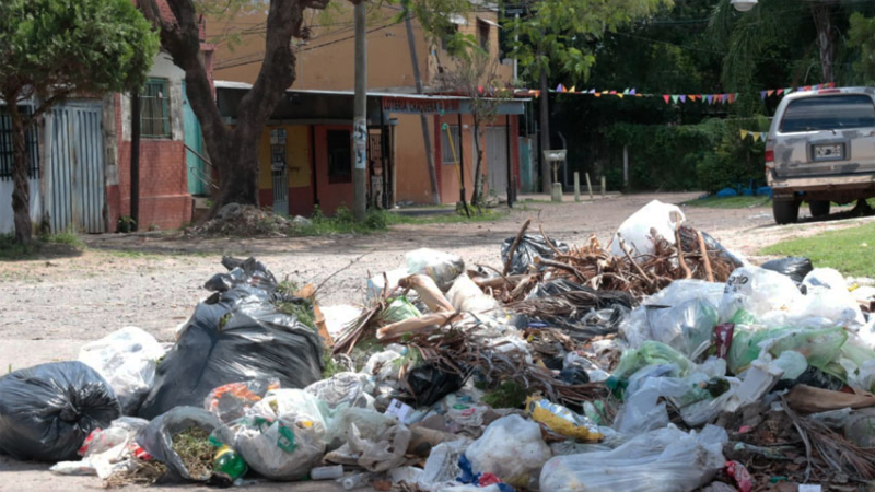 La basura se multiplica y comienzan a generarse focos infecciosos