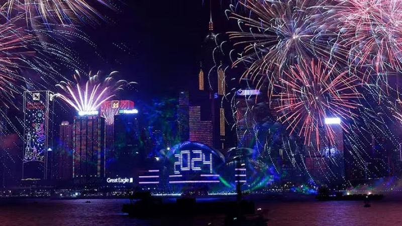 El Mundo ya celebra la llegada del 2024