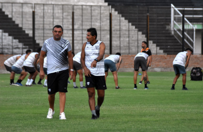 Con un plantel renovado, Osella arranca su segundo ciclo en For Ever