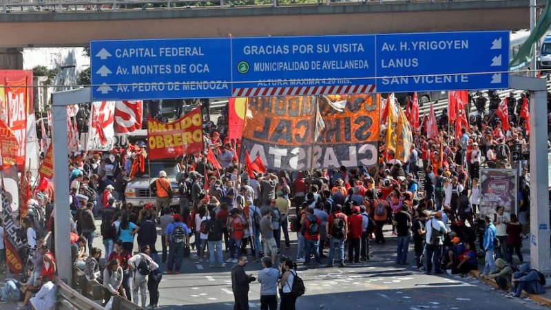 La Justicia ordenó a la ministra Patricia Bullrich que se abstenga de filmar la marcha