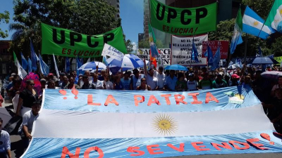 Sindicatos defendieron derechos laborales logrados hace un siglo