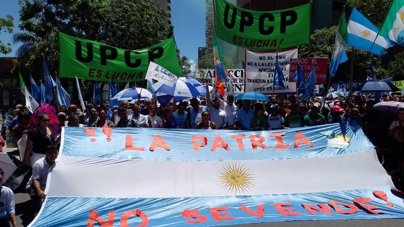 Sindicatos defendieron derechos laborales logrados hace un siglo