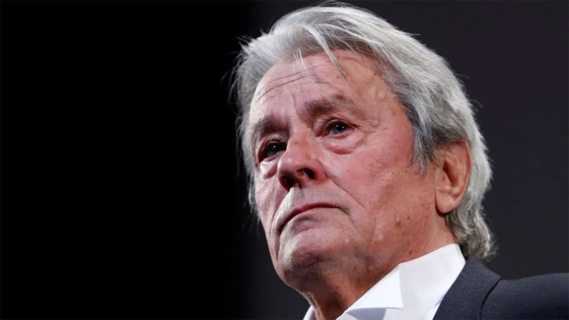 Alain Delon y su fuerte confesión: "Quiero morir, la vida ha terminado"