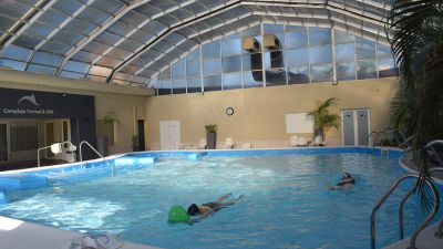 Con muchos turistas brasileños, récord de visitas al complejo termal