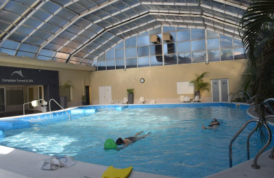 Con muchos turistas brasileños, récord de visitas al complejo termal
