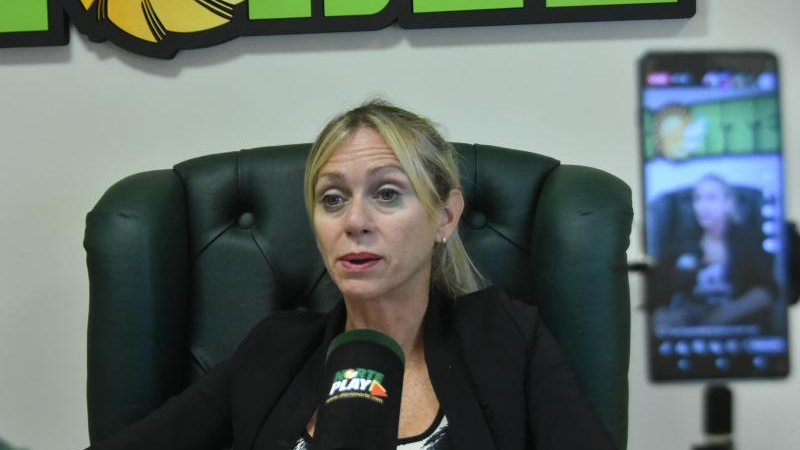Este lunes se sabrá qué Fiscalía investigará si la firma de Cecilia es "trucha"