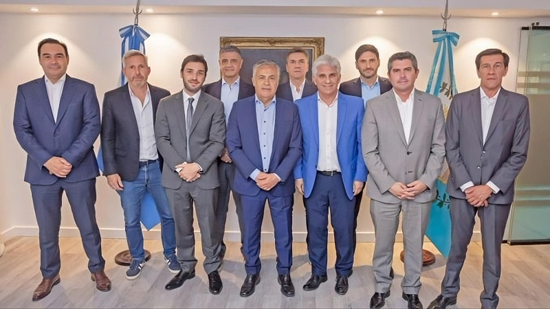 "Hay grandes posibilidades de que salga la Ley Bases"
