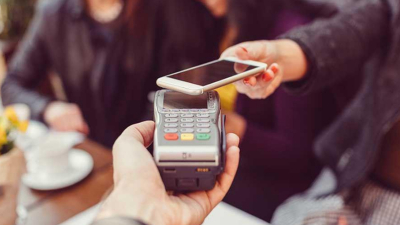 Tarjetas de crédito en alerta: más de 600 comercios en Argentina ya usan el sistema de pagos digitales brasileño