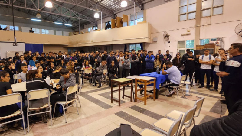 Profesorado de Educación Física: estudiantes quieren ocupar su sede