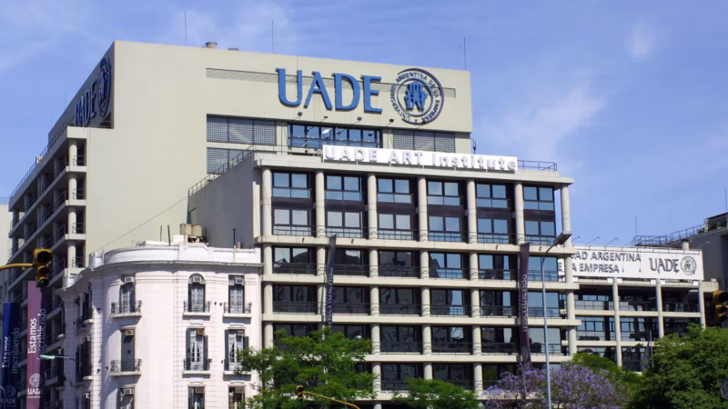 Una joven fue al aula de meditación de su facultad para confirmar un rumor y quedó en shock