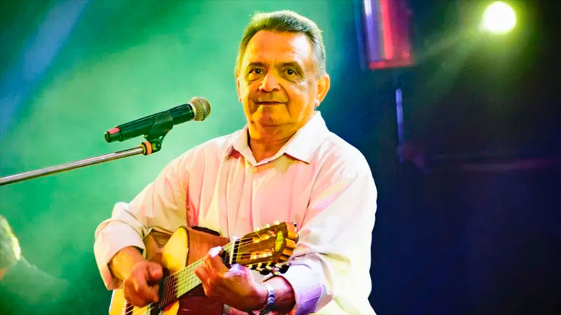 Mario Bofill sigue internado en el Cardiológico de Corrientes