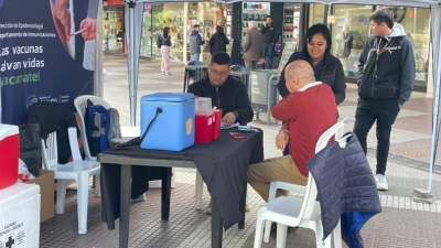 Jueves y viernes habrá una posta de vacunación gratuita en la peatonal