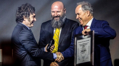 El Instituto Liberal de Praga desconoció el premio entregado a Javier Milei