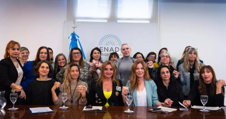 ellas.jpg