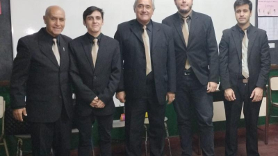 Esta noche Gustavo Miqueri y Trébol de Ases llegan a Resistencia