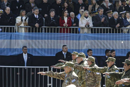 Desfile-Militar-Dia-Indep.jpg
