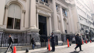 El presidente ratificó que "el miércoles se terminan los puts" pero sin precisiones
