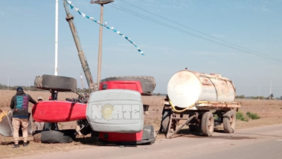 Vuelco en Napenay: Un tractorista tumbó aunque no sufrió lesiones