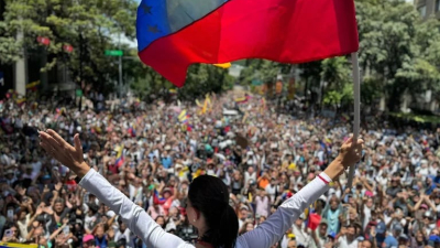 Miles de venezolanos se movilizaron en varias partes del país para denunciar el fraude electoral