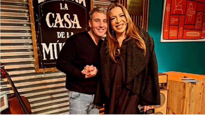 Lizy y pareja.JPG