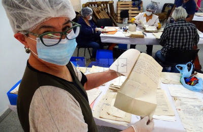 Profesionales de la provincia trabajan para clasificar los archivos de la reducción de Napalpí