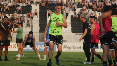 For Ever y su necesidad de ganar contra el puntero San Martín de Tucumán