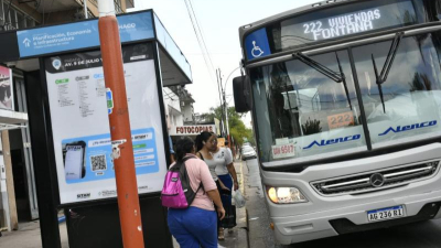 Desde este jueves vuelven a circular los colectivos