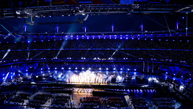 Ante 60 mil espectadores se realizó la ceremonia de clausura en París