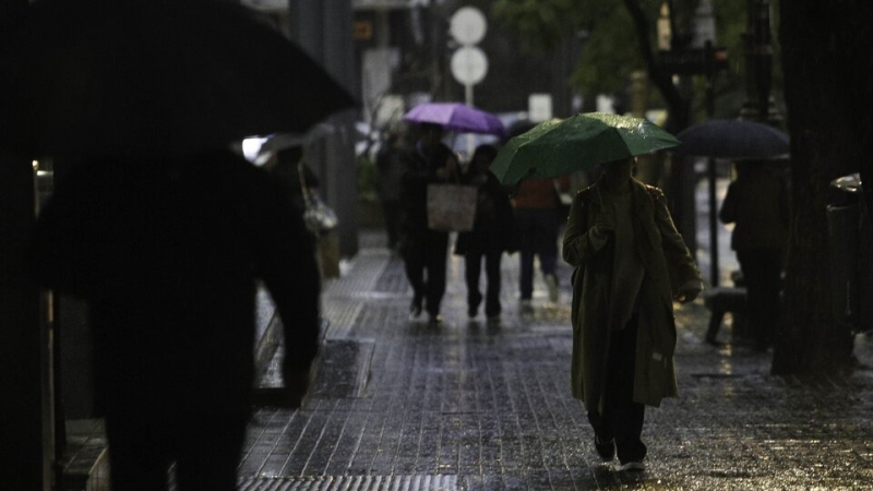 Qué es la "lluvia negra" y cuándo se dará en Argentina
