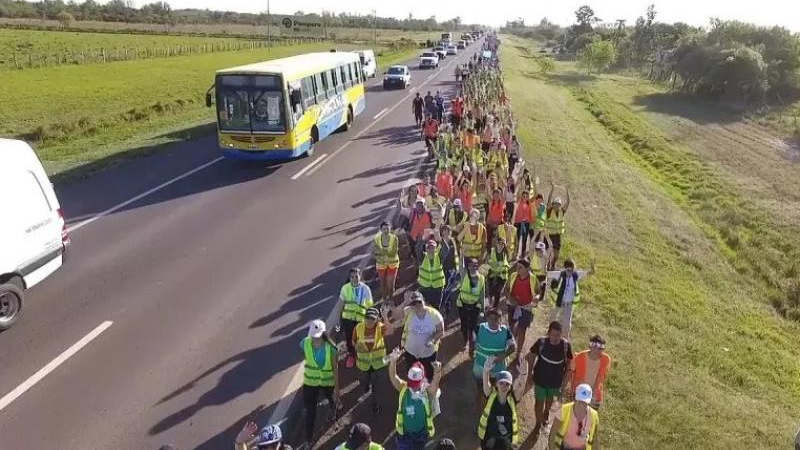 Más de 150.000 jóvenes honraron a la Virgen de Itatí en la 45° peregrinación