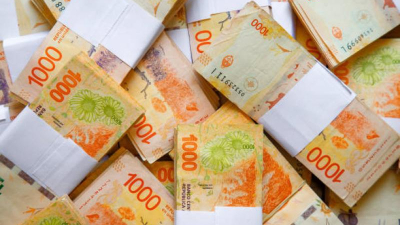 El gobierno pagó vencimientos de corto plazo y logró financiamiento extra por $7600 millones
