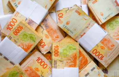 El gobierno pagó vencimientos de corto plazo y logró financiamiento extra por $7600 millones