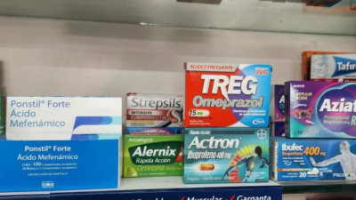Farmacéuticos advierten: "¿Quién se hará cargo de lo que se vende en un kiosco?"