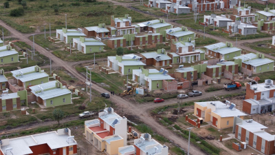 Más de 3000 chaqueños se anotaron para acceder a los créditos del Ipduv