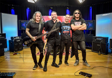 metaleros.jpg