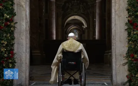 papa-francisco-puerta-santa-241224.webp