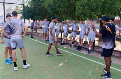 For Ever se pone a punto para el torneo con trabajos en doble turno