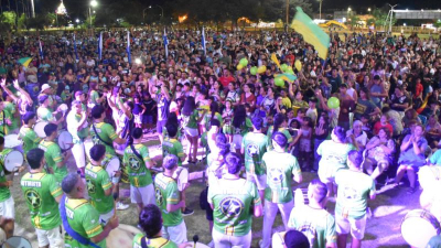 Brillo y color en la presentación de los Carnavales 2025 de Villa Ángela