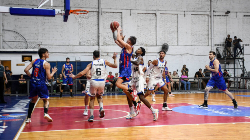 Villa San Martín sacó un juego difícil y debutó con un triunfo de local en el 2025