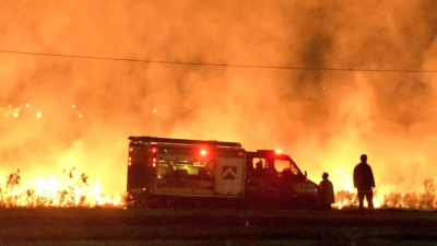 Un bombero murió al salvar a una compañera mientras combatían incendio en Posadas