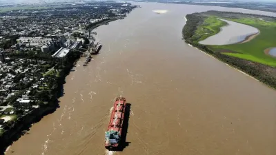 El gobierno dio de baja la licitación de la hidrovía
