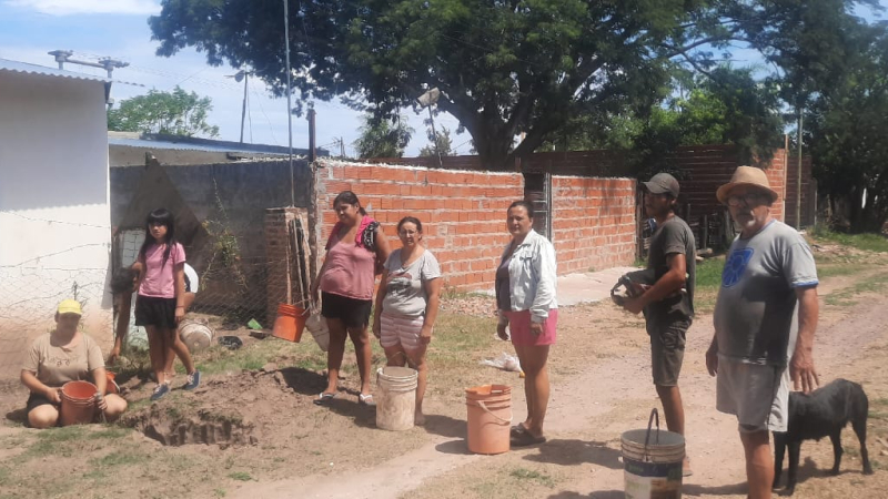 En Fontana, piden una solución para 600 familias que hace un mes no tienen agua