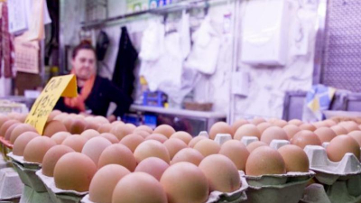 En algunos puntos de venta ya se paga 7000 pesos el maple de huevos