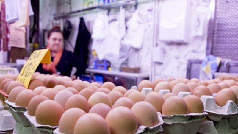 En algunos puntos de venta ya se paga 7000 pesos el maple de huevos