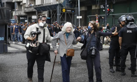 represion congreso.jpg