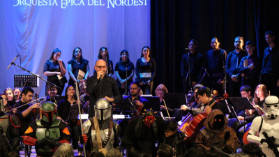 Gran show de la Orquesta Épica del Nordeste y la compañía Sintergia