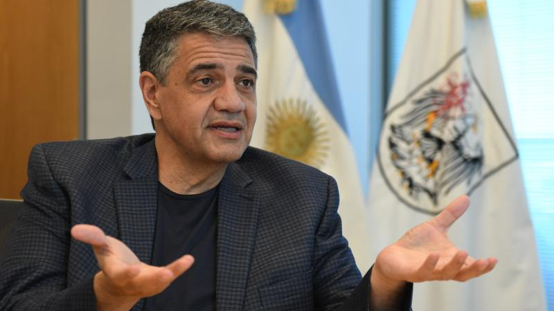 A tres días del cierre en CABA, el PRO y LLA estiran la definición